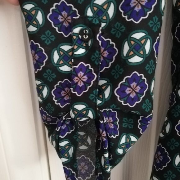 Alya Blue and Green Floral Print High Waisted Dress - Picture 2 of 4